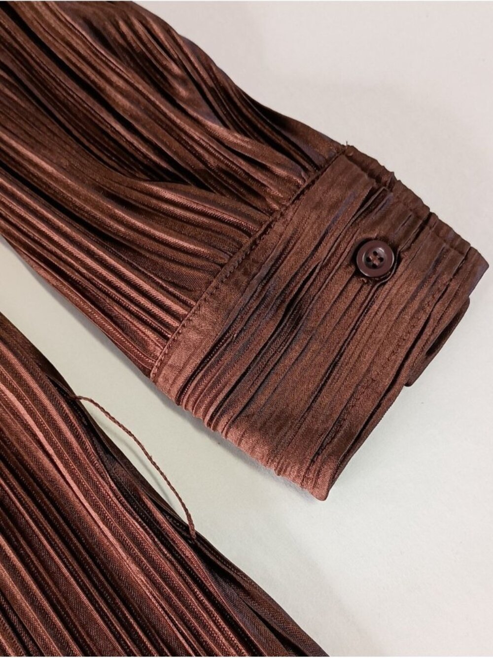 Women's Size M Satin Pleated Shirt Dress Chocolate Brown Old Money - Picture 5 of 10